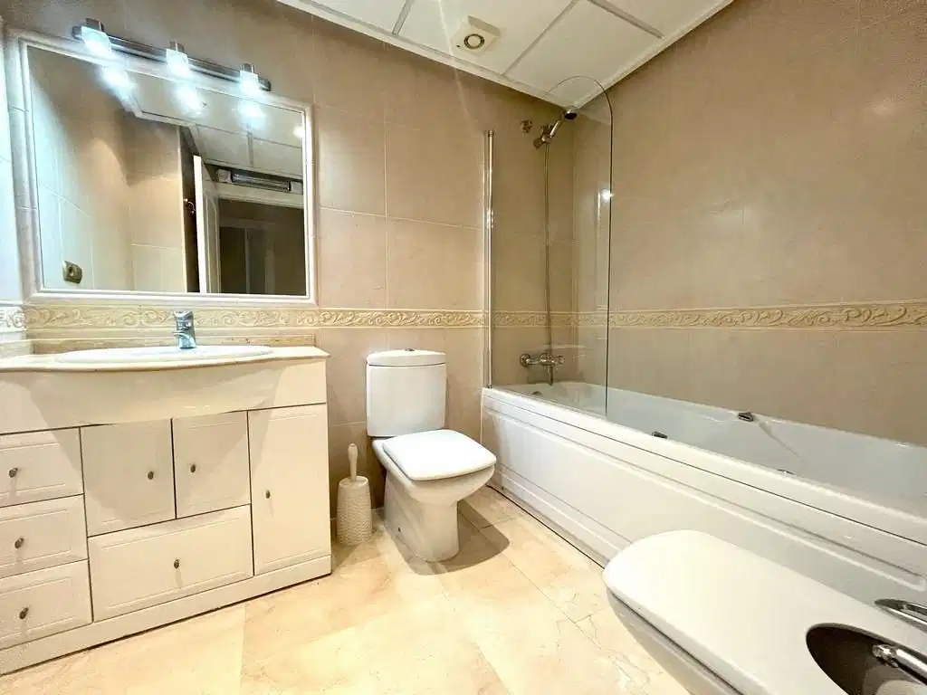 3 bedrooms, 2 bathrooms Penthouse in Campoamor thumb 14