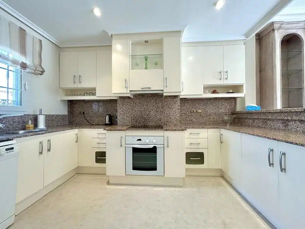 3 bedrooms, 2 bathrooms Penthouse in Campoamor thumb 9