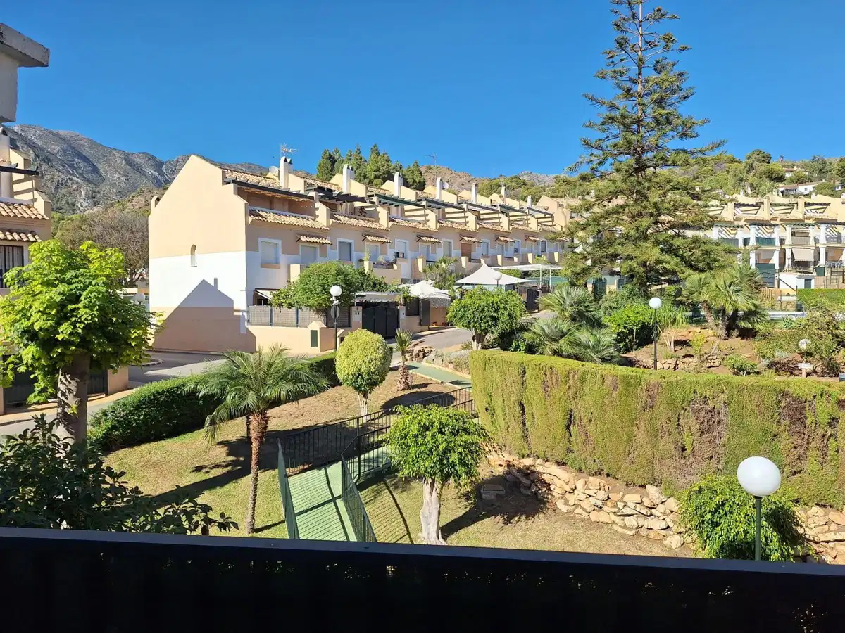 4 bedrooms, 3 bathrooms Townhouse in Marbella