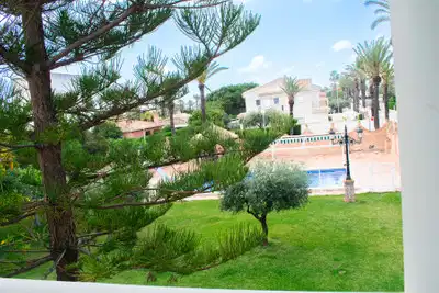 7 bedrooms, 4 bathrooms Villa in Orihuela Costa thumb 10