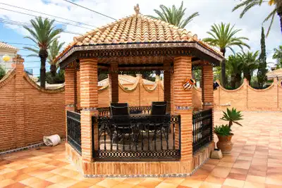 7 bedrooms, 4 bathrooms Villa in Orihuela Costa thumb 8