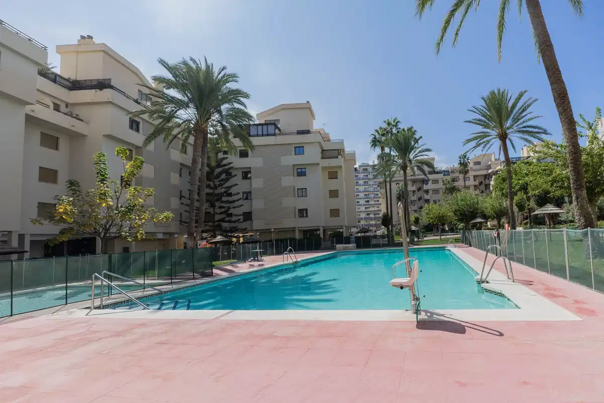 3 bedrooms, 2 bathrooms Apartment in Torremolinos