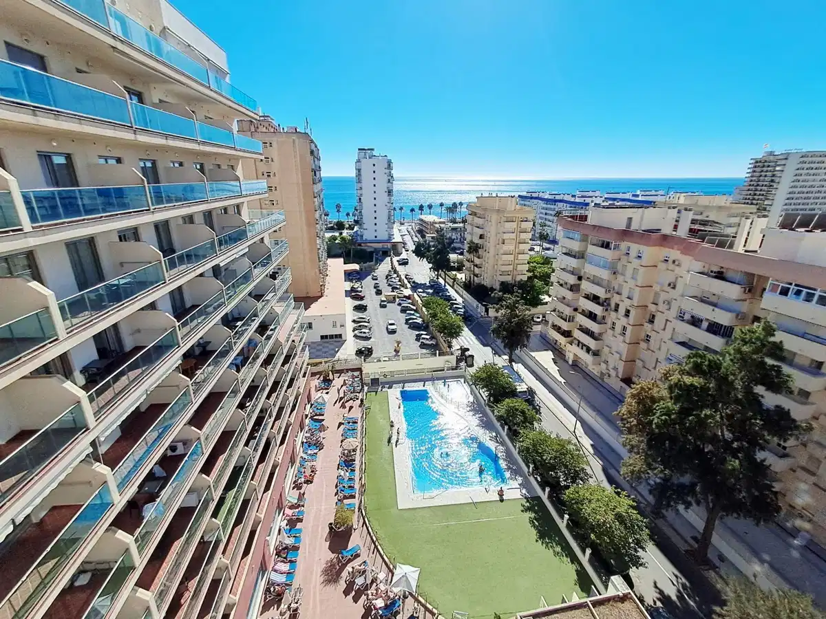 2 bedrooms, 2 bathrooms Apartment in Benalmadena