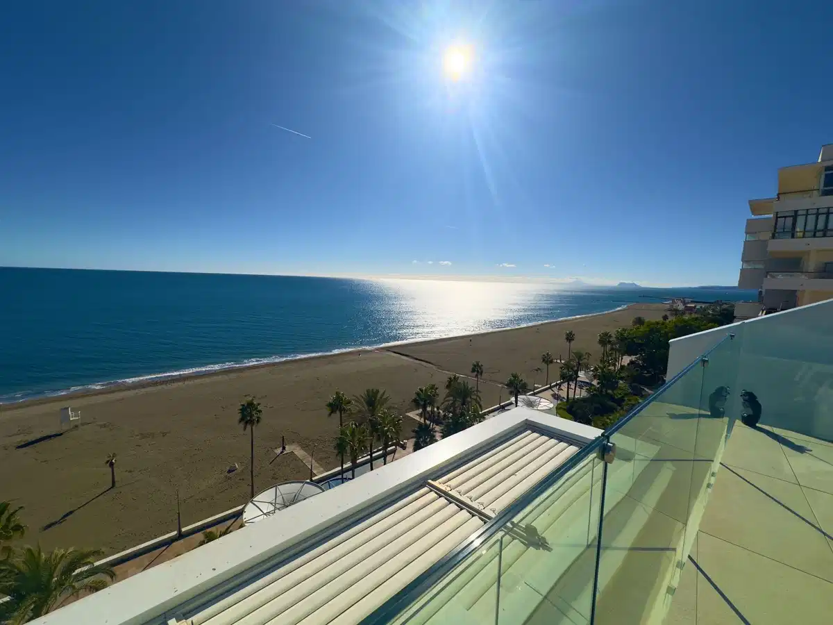 3 bedrooms, 3 bathrooms Apartment in Estepona