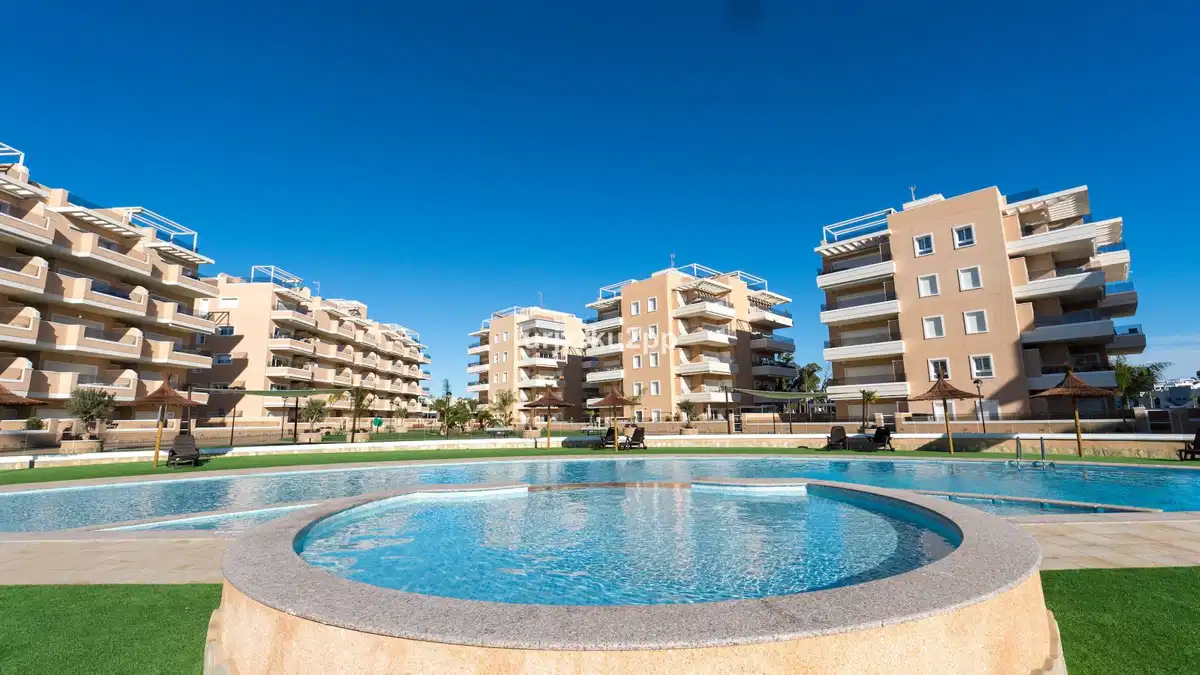 3 bedrooms, 2 bathrooms Penthouse in Urbanización El Raso