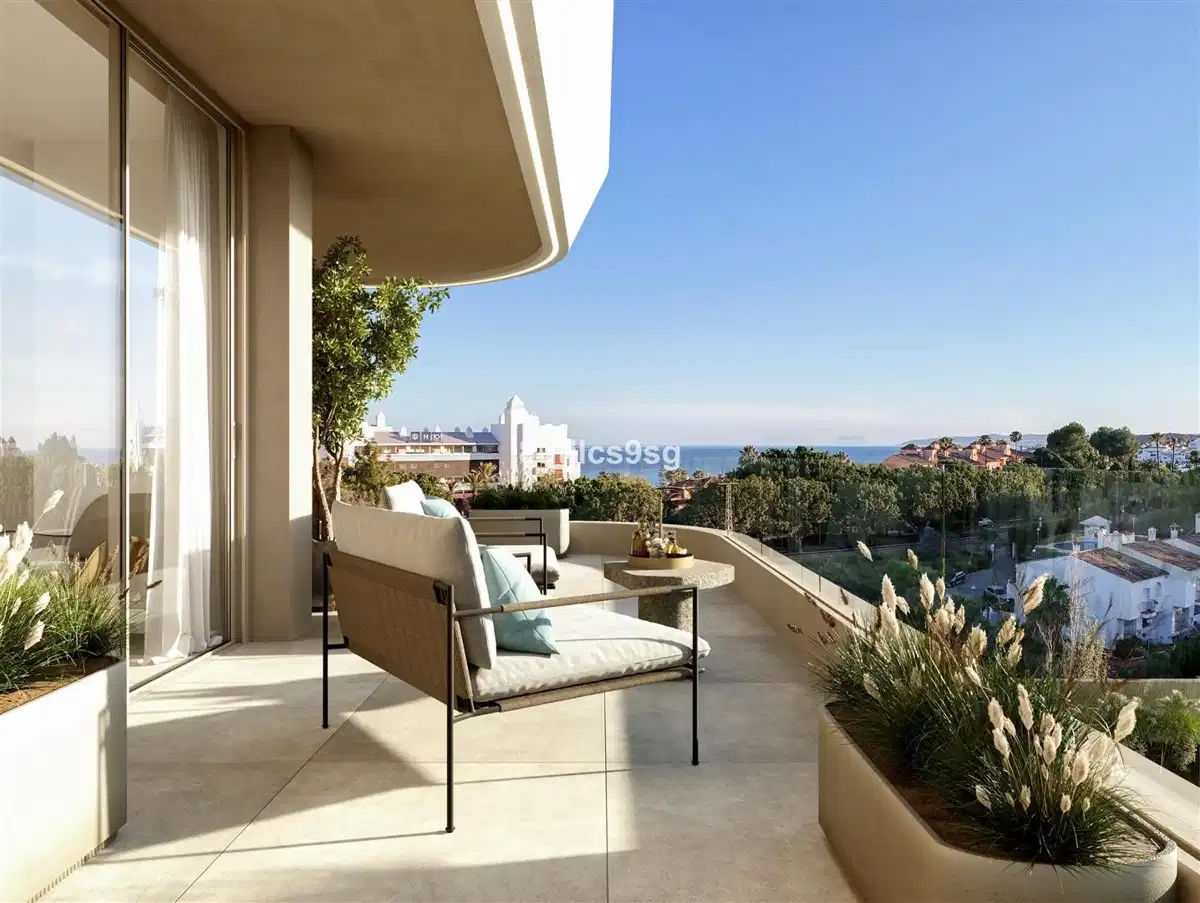 3 bedrooms, 3.5 bathrooms House in Estepona