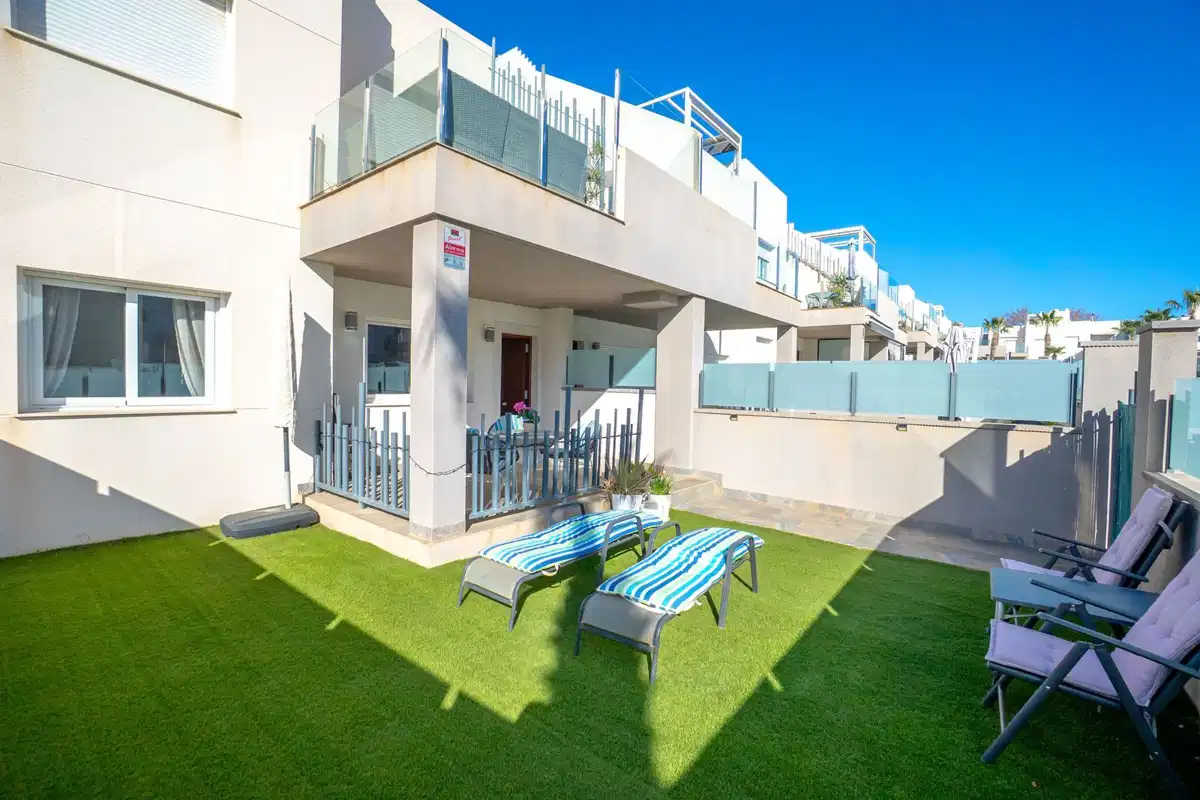 2 bedrooms, 2 bathrooms Apartment in Torrevieja