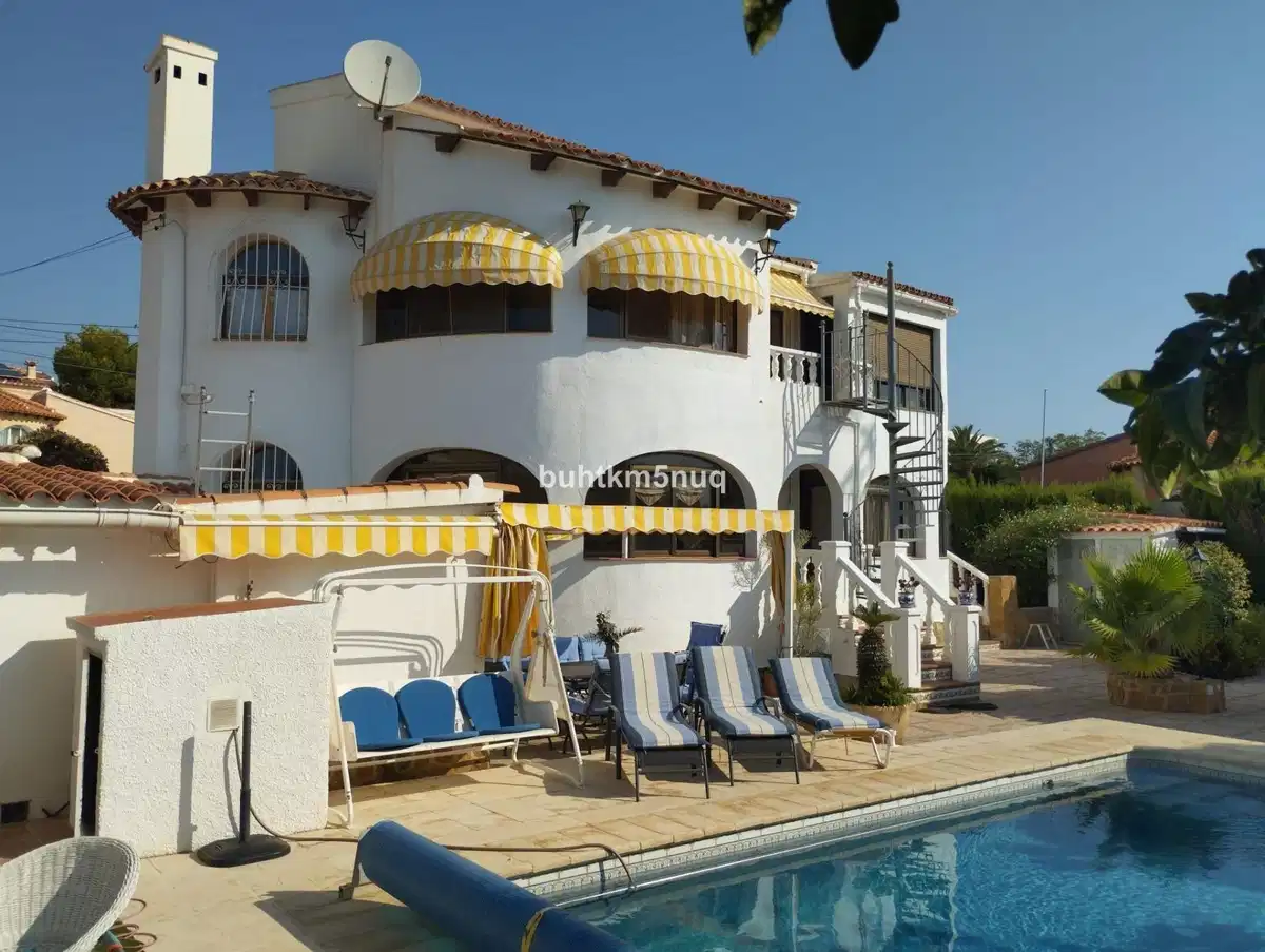 3 bedrooms, 2 bathrooms Villa in Calpe