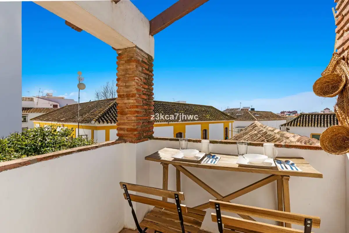 2 bedrooms, 1 bathrooms Townhouse in Estepona