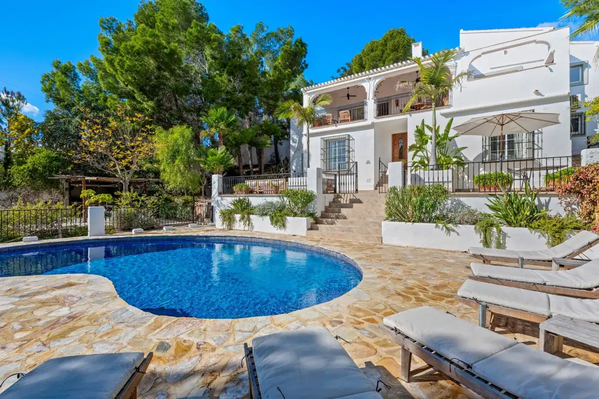 6 bedrooms, 6 bathrooms Villa in Altea