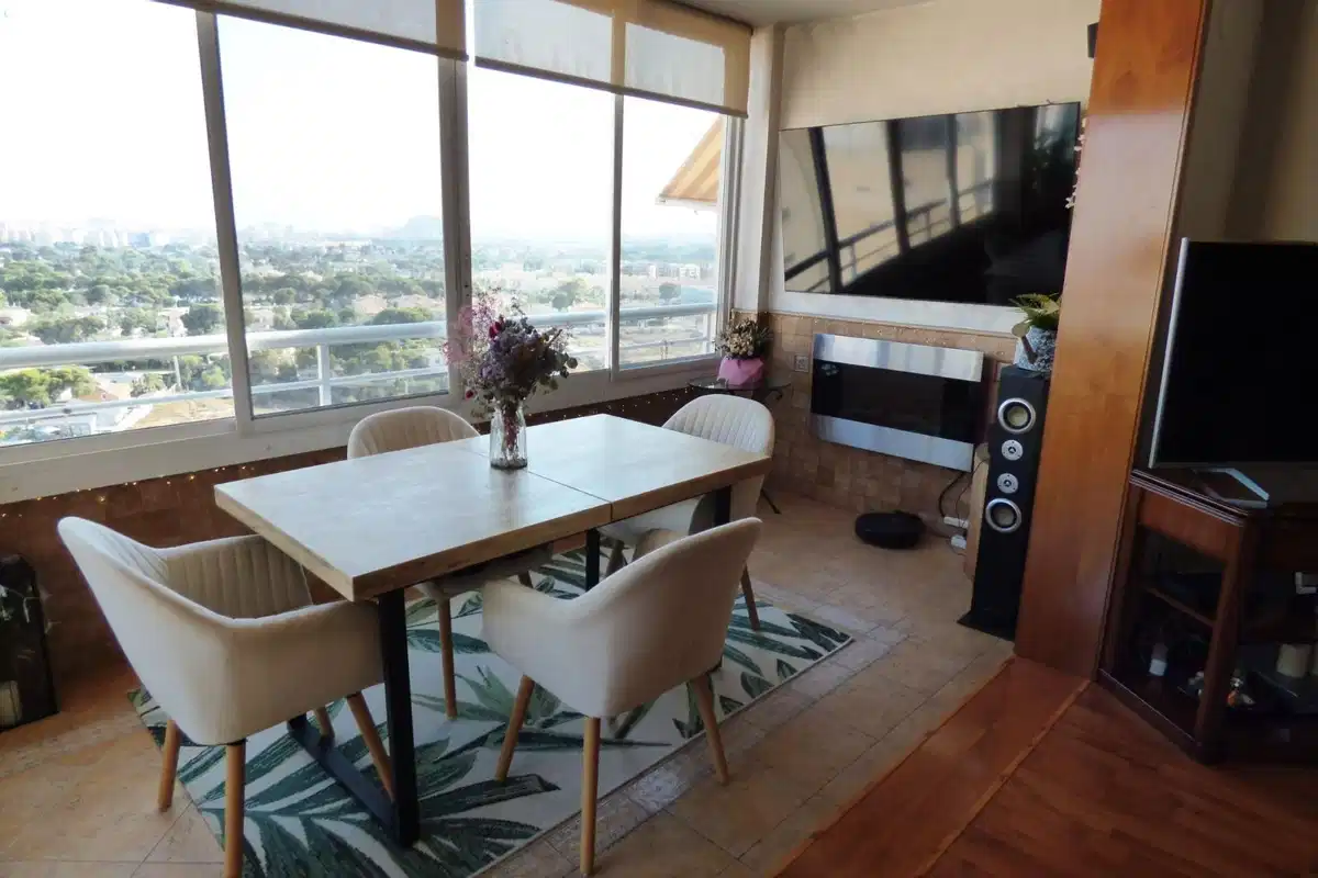 3 bedrooms, 2 bathrooms Apartment in El Campello