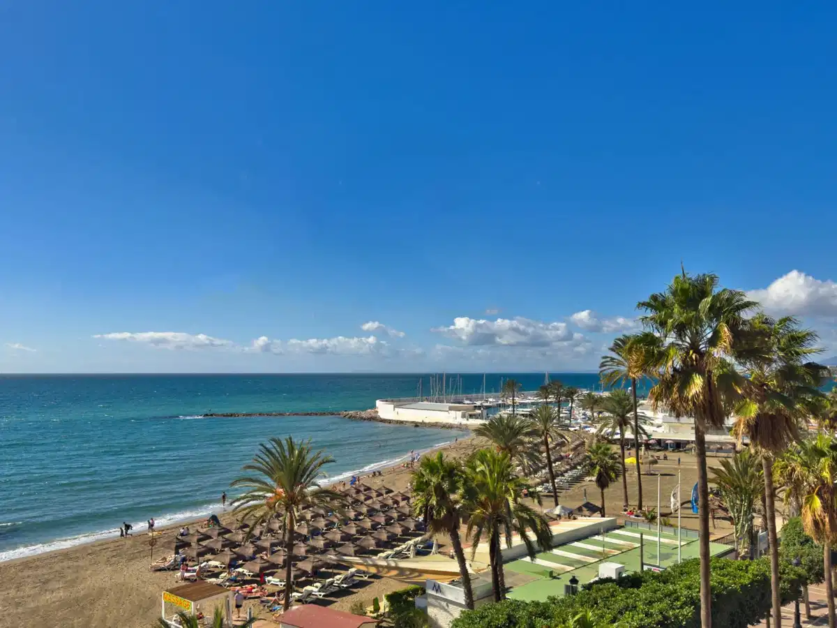 1 bedrooms, 1 bathrooms Apartment in Marbella