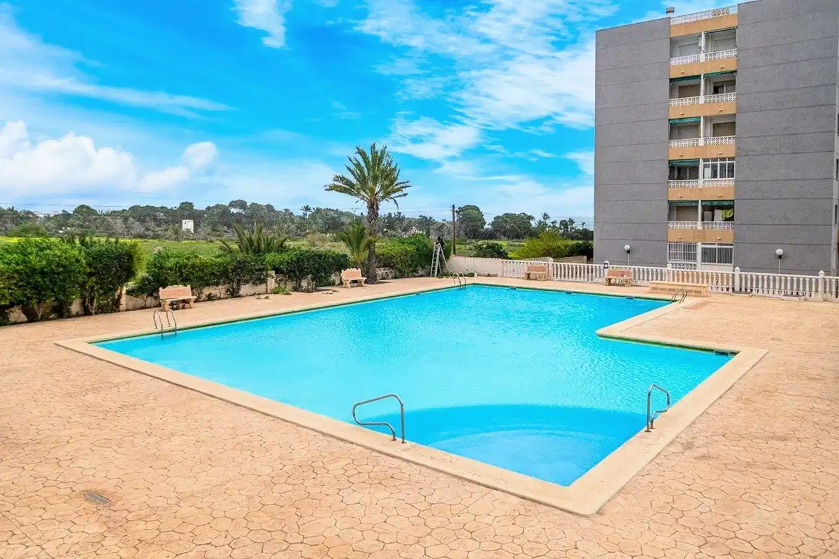 2 bedrooms, 2 bathrooms Apartment in Punta Prima