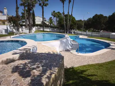 2 bedrooms, 1 bathrooms Bungalow in Villamartin thumb 2