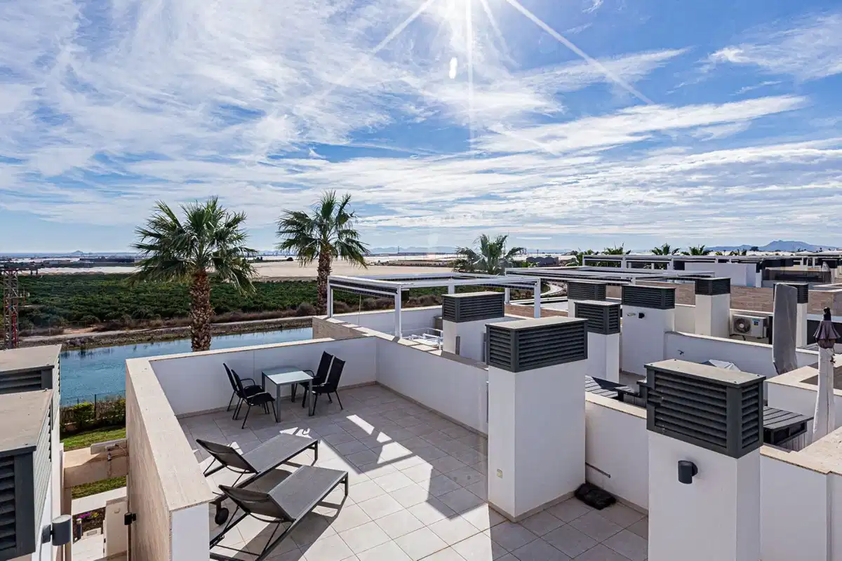 2 bedrooms, 2 bathrooms Penthouse in Pilar de la Horadada