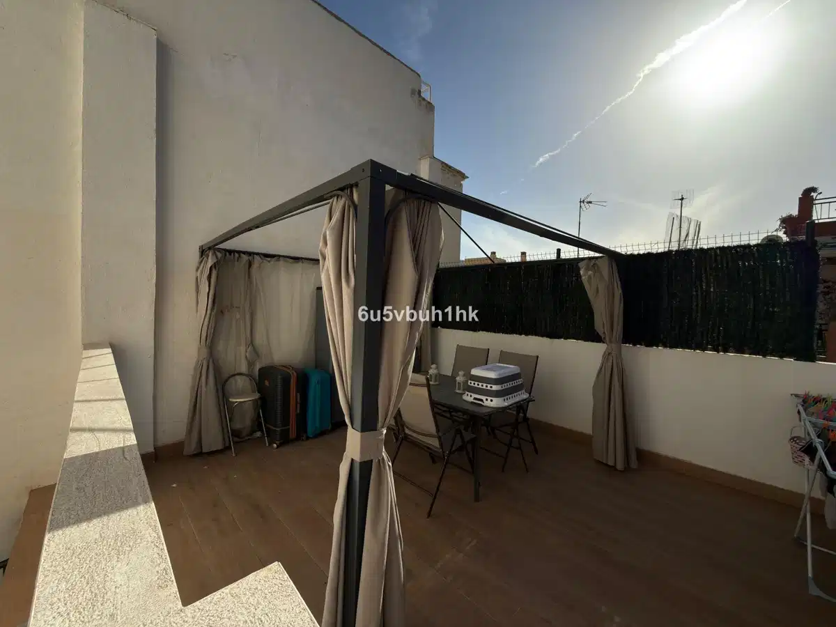 2 bedrooms, 1 bathrooms Townhouse in Málaga