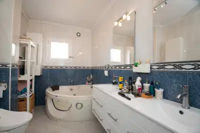 4 bedrooms, 2 bathrooms Villa in Orihuela Costa thumb 15