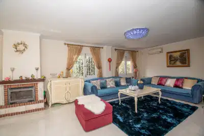 4 bedrooms, 2 bathrooms Villa in Orihuela Costa thumb 4