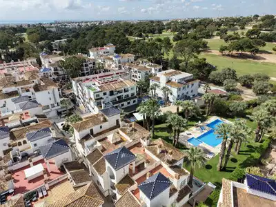 2 bedrooms, 2 bathrooms Apartment in Villamartin thumb 16