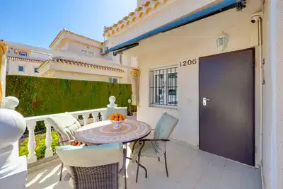 3 bedrooms, 2 bathrooms Villa in Orihuela Costa thumb 5