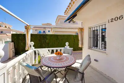 3 bedrooms, 2 bathrooms Villa in Orihuela Costa thumb 6