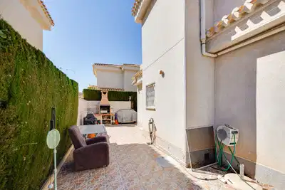 3 bedrooms, 2 bathrooms Villa in Orihuela Costa thumb 7