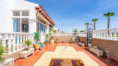 3 bedrooms, 2 bathrooms Townhouse in Punta Prima thumb 10