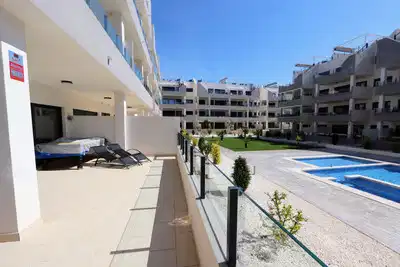 3 bedrooms, 2 bathrooms Apartment in Villamartin thumb 3