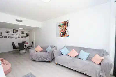 3 bedrooms, 2 bathrooms Apartment in Villamartin thumb 6