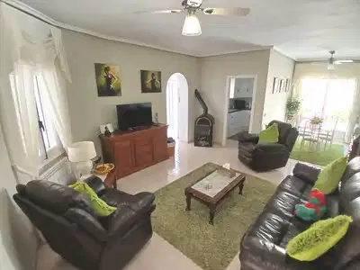 3 bedrooms, 4 bathrooms Villa in Villamartin thumb 10