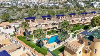 2 bedrooms, 1 bathrooms Bungalow in Orihuela Costa thumb 2