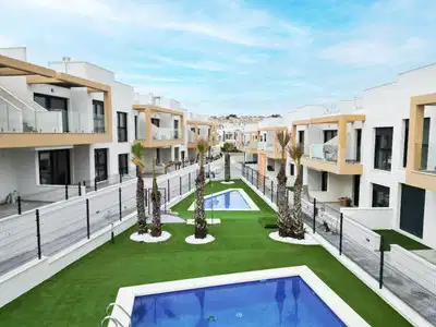 2 bedrooms, 2 bathrooms Penthouse in Villamartin thumb 2