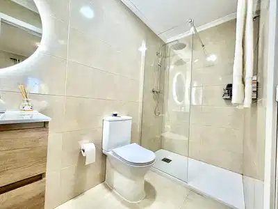 2 bedrooms, 2 bathrooms Apartment in Villamartin thumb 14
