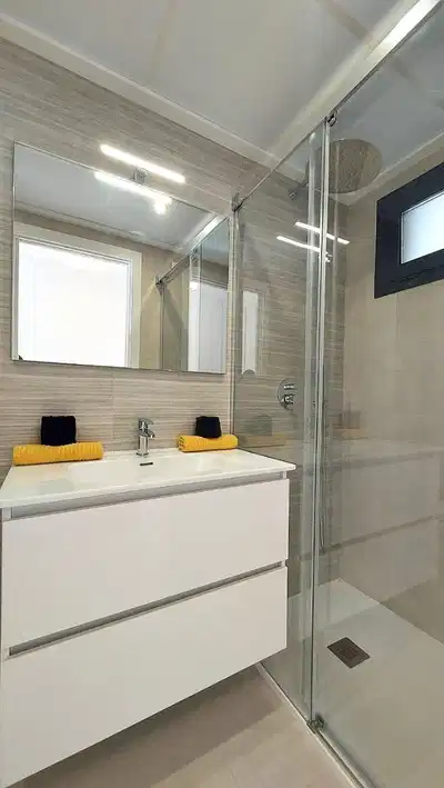 2 bedrooms, 2 bathrooms Apartment in Villamartin thumb 11