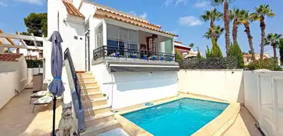 3 bedrooms, 3 bathrooms Villa in Villamartin thumb 7