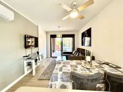 2 bedrooms, 2 bathrooms Apartment in Villamartin thumb 8
