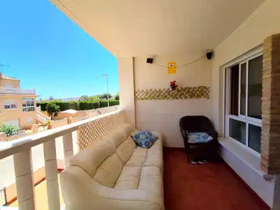 2 bedrooms, 1 bathrooms Apartment in Villamartin thumb 2