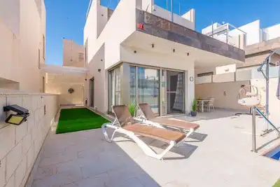 3 bedrooms, 3 bathrooms Villa in Orihuela Costa thumb 12