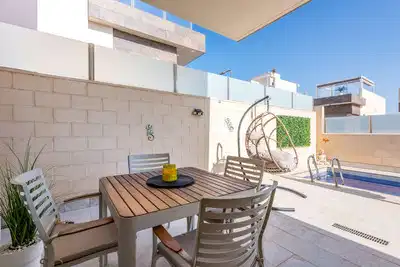 3 bedrooms, 3 bathrooms Villa in Orihuela Costa thumb 4