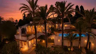 4 bedrooms, 4 bathrooms Villa in Altea
