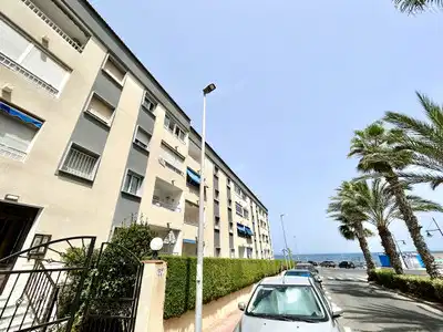 3 bedrooms, 2 bathrooms Apartment in Punta Prima thumb 2
