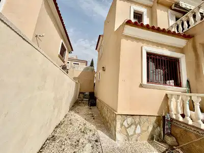 2 bedrooms, 2 bathrooms Villa in Villamartin thumb 16