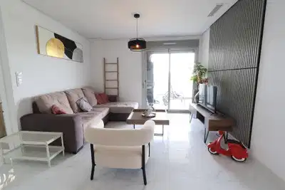 3 bedrooms, 2 bathrooms Apartment in Villamartin thumb 2