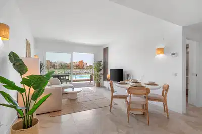 2 bedrooms, 2 bathrooms Apartment in Punta Prima