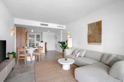 2 bedrooms, 2 bathrooms Apartment in Punta Prima thumb 3
