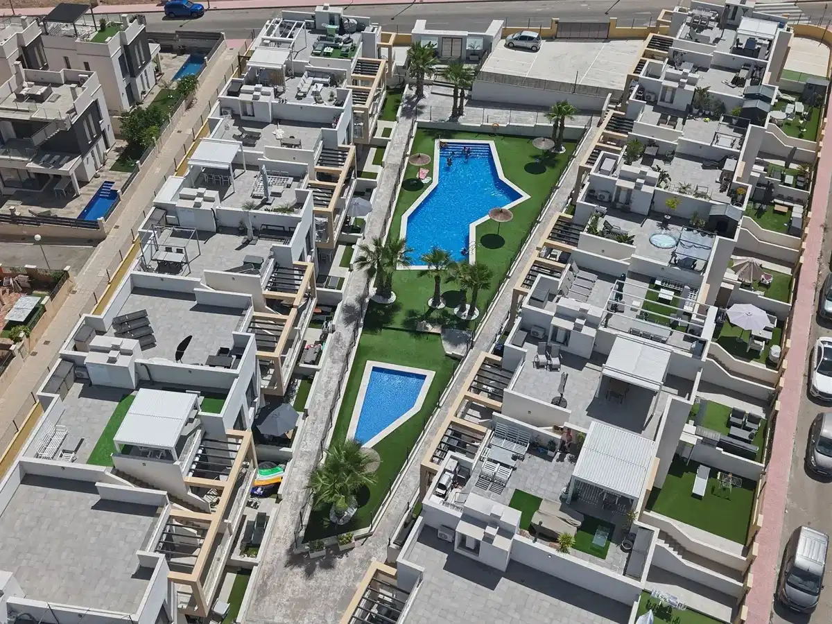 2 bedrooms, 2 bathrooms Apartment in Villamartin