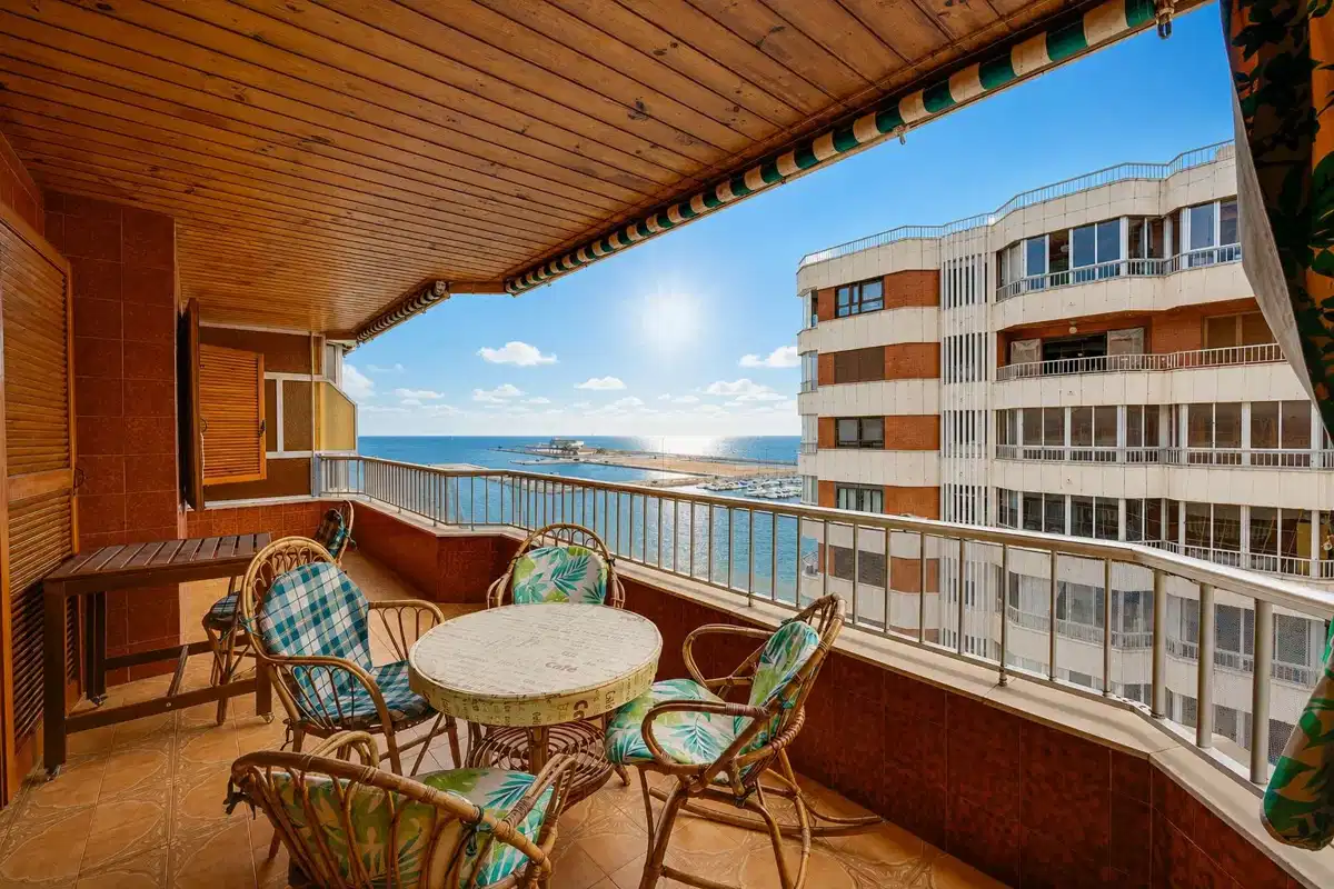 3 bedrooms, 2 bathrooms Apartment in Torrevieja