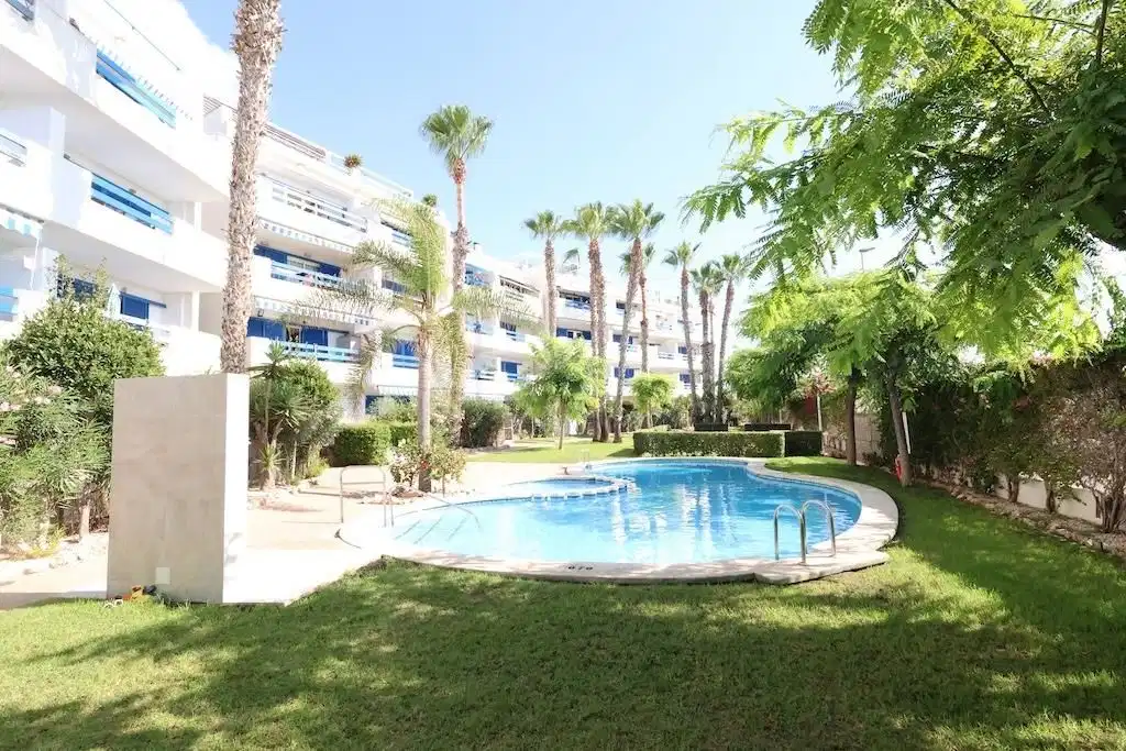 1 bedrooms, 1 bathrooms Apartment in Orihuela Costa