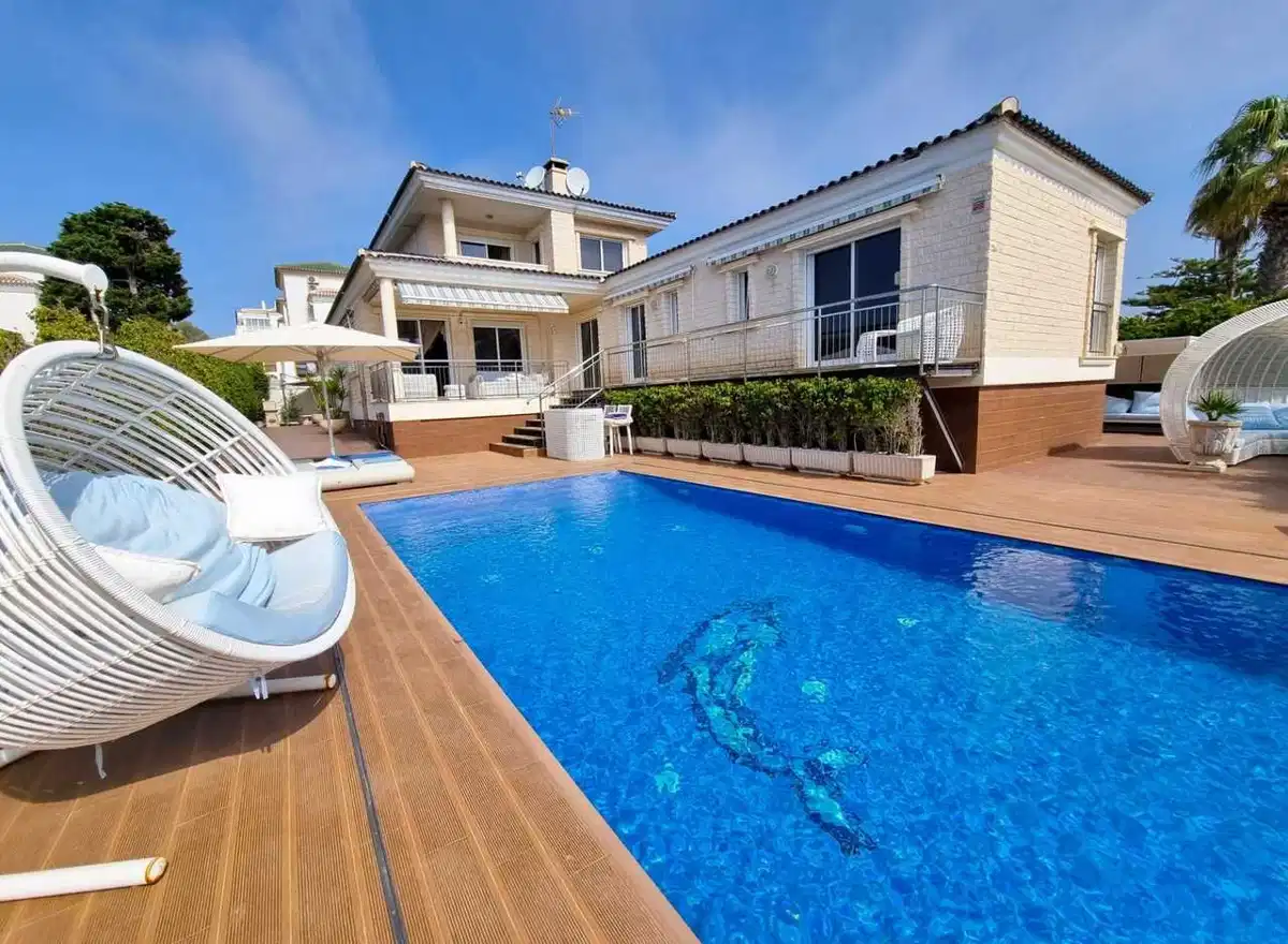 5 bedrooms, 5 bathrooms Villa in La Mata