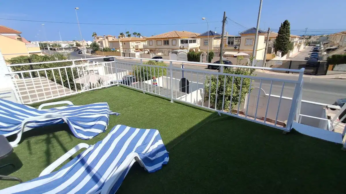 3 bedrooms, 1 bathrooms Townhouse in Playa Flamenca